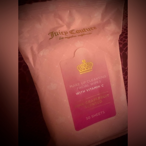 Juicy Couture NWT Facial Wipes, Under Eye & Facial Masks Bundle - Picture 2 of 6